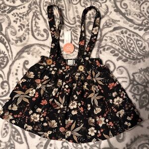 Bailey’s Blossoms 12-18 m overall floral skirt NWT